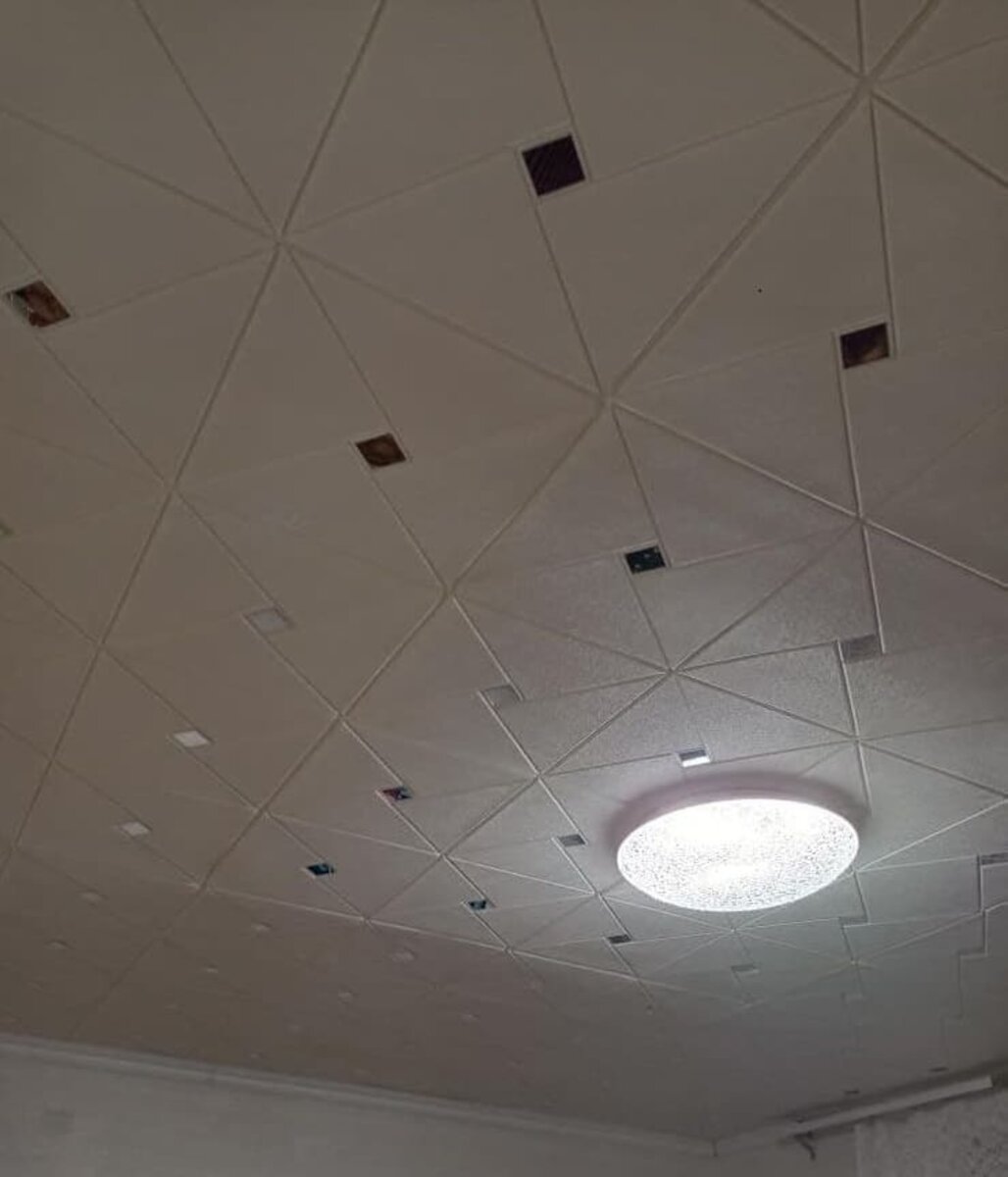 Самоклеюча декоративна настінно-стельова 3D панель дзеркало 700х700х6.5мм (172) HO-00000183