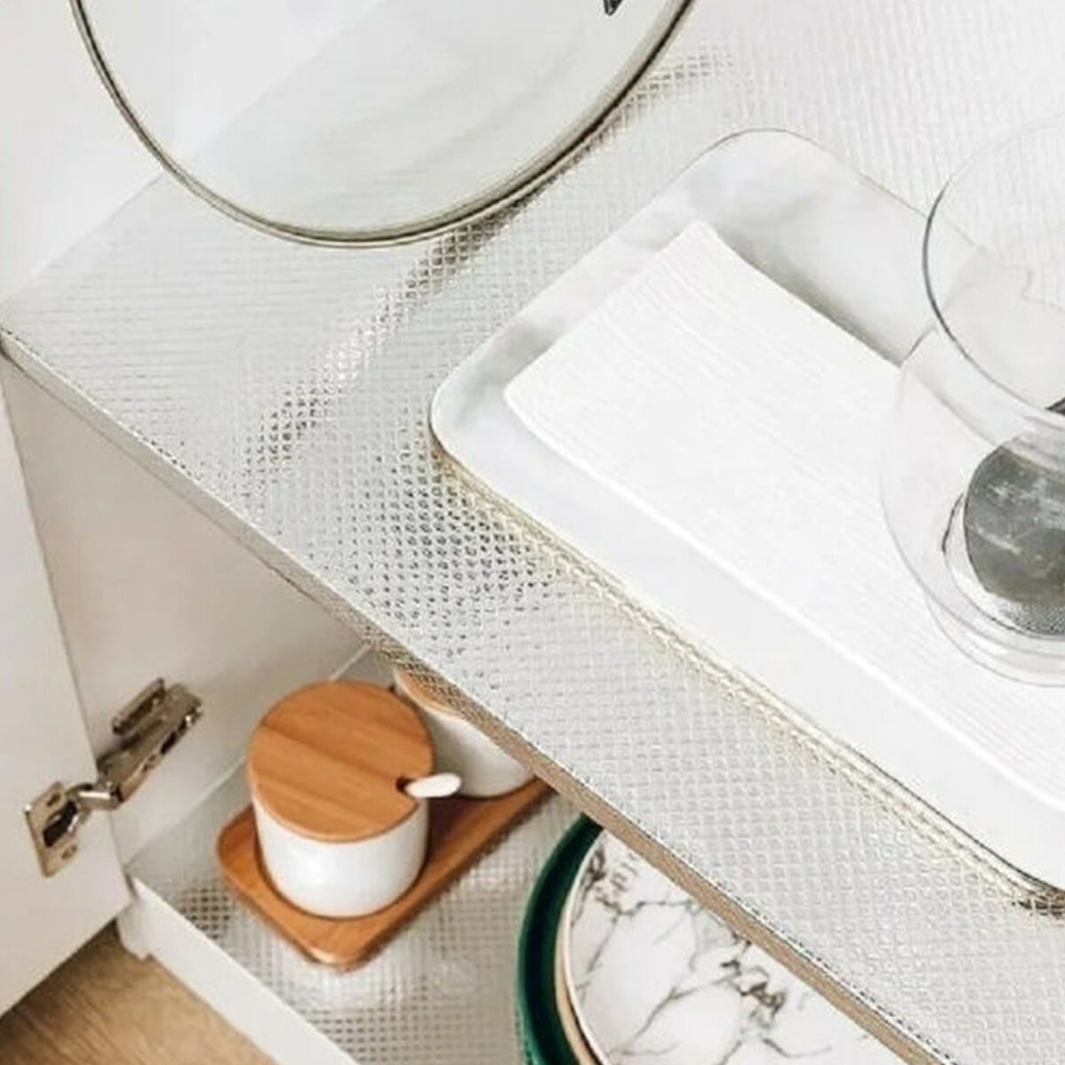 Самоклеюча плівка ромби срібло 0,40х10м HO-00000799